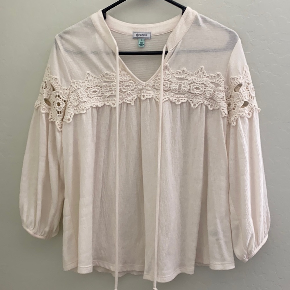 Susina embroidered lace top